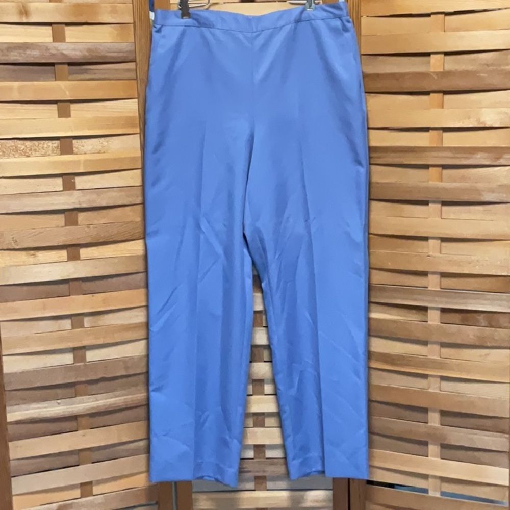 Alfred Dunner Blue Straight Leg Pants Women 14 Polyester Elastic Waist Pockets